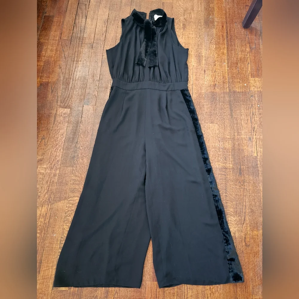Kate Spade Elegant Chic Black Velour‎ Accents Bow Sleeveless Jumpsuit Sz 8
